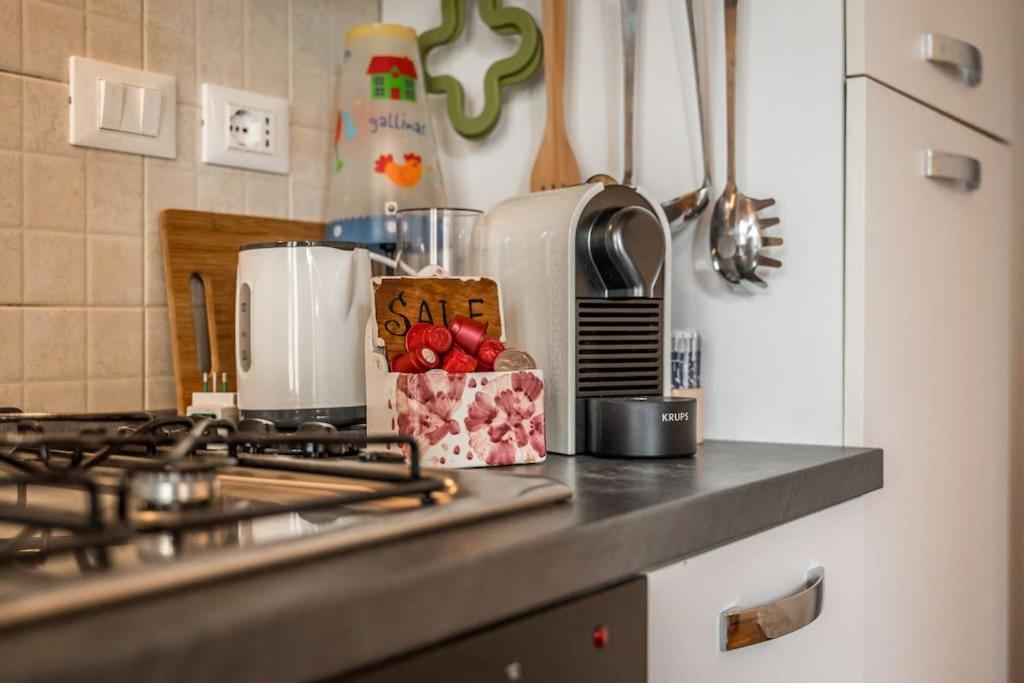 San Vitale Apartment โบโลญญา ภายนอก รูปภาพ